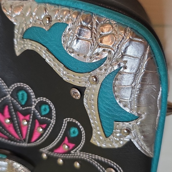 Cowgirl Trendy Cross Body Teal Hot Pink Silver Black Butterfly Embellished Bag - Picture 2 of 16